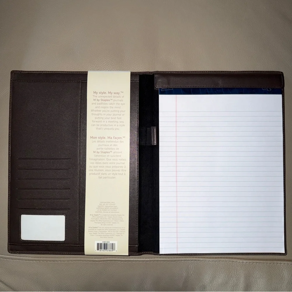 New Padfolio Brown Leather with Notepad, M by Staples with Interior Slit Pockets